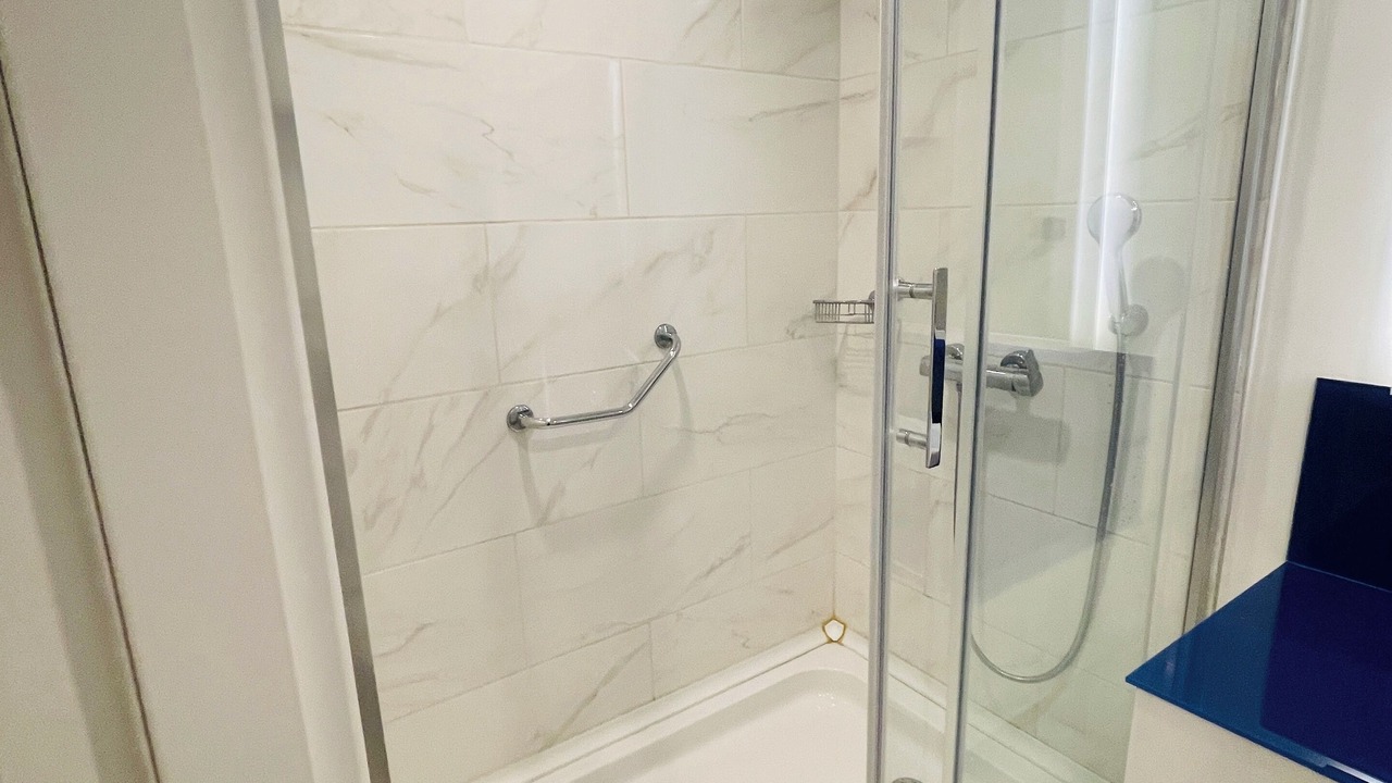 Photo of Bathroom in New Boulevard