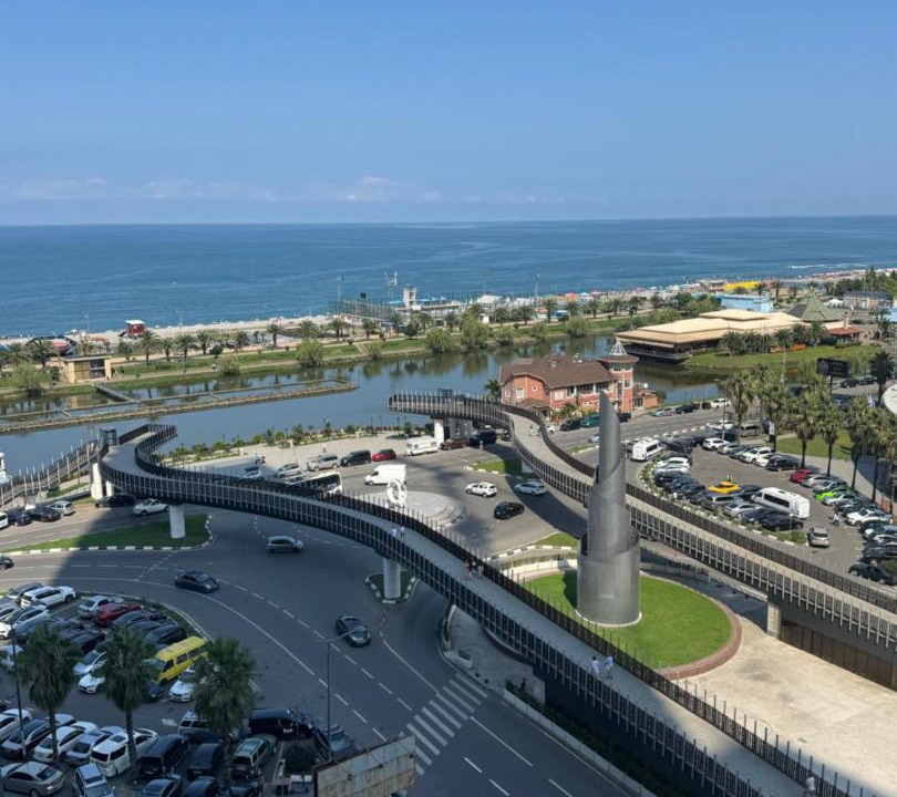 Photo of Others in New Boulevard