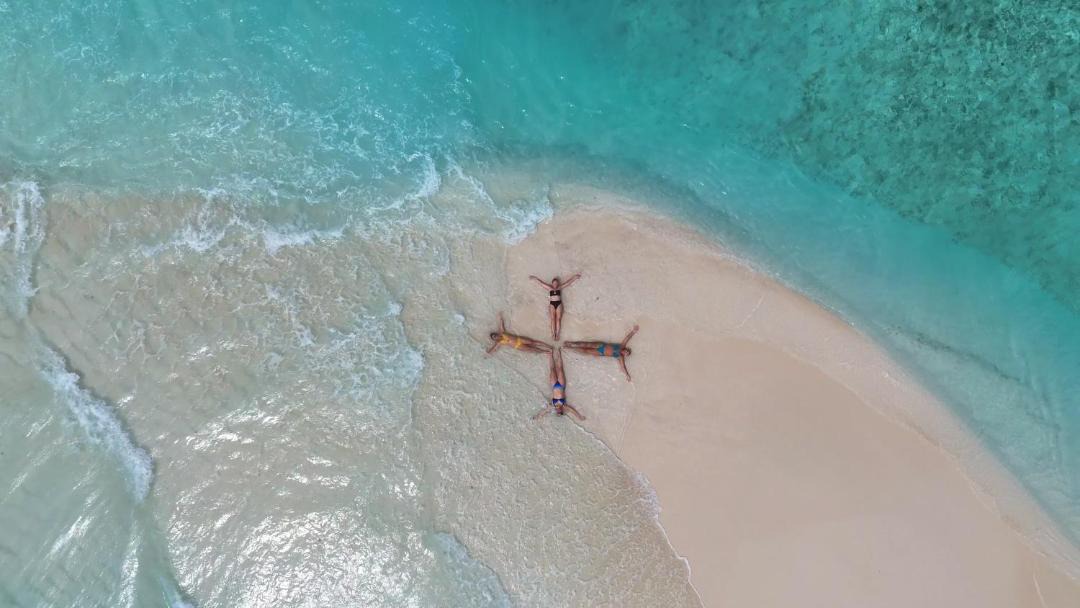 Photo of Human In Picture in Thimarafushi