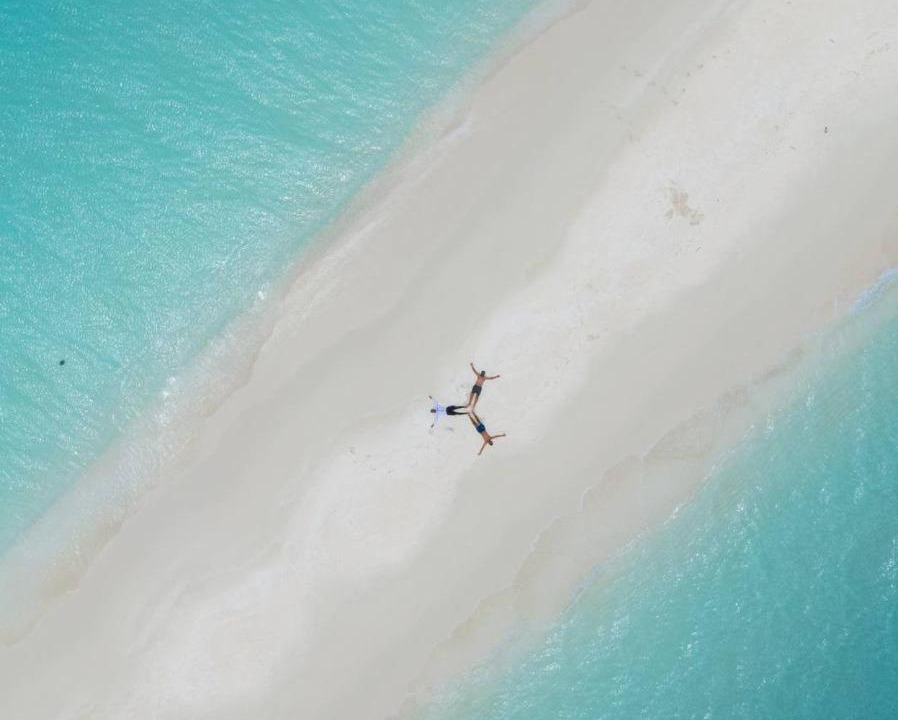 Photo of Human In Picture in Himandhoo