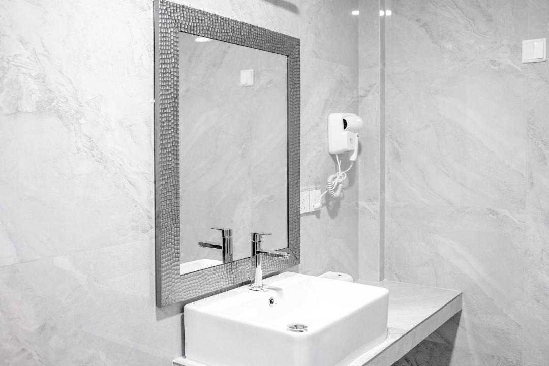 Photo of Bathroom in Mathiveri