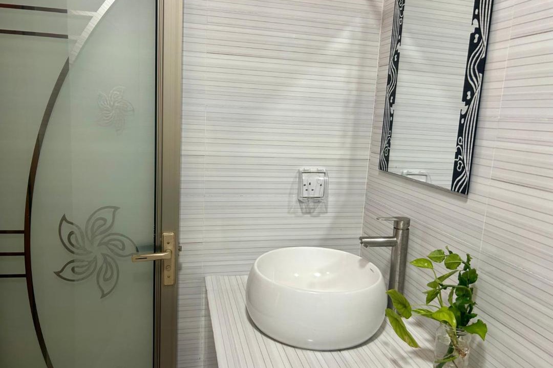 Photo of Bathroom in Dhangethi
