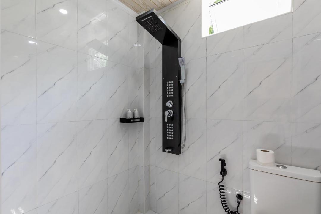 Photo of Bathroom in Omadhoo