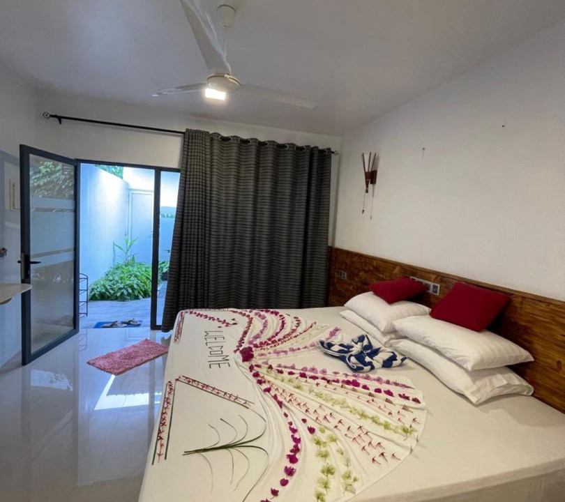 Photo of Bedroom in Thoddoo