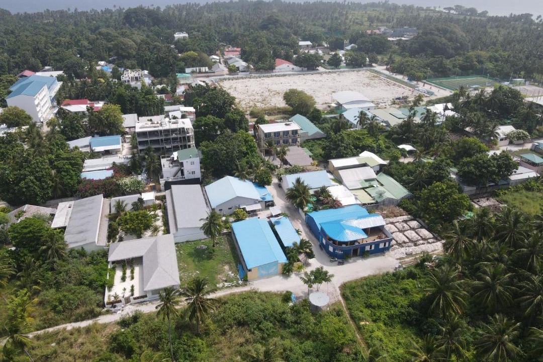 Photo of Buildings in Thoddoo