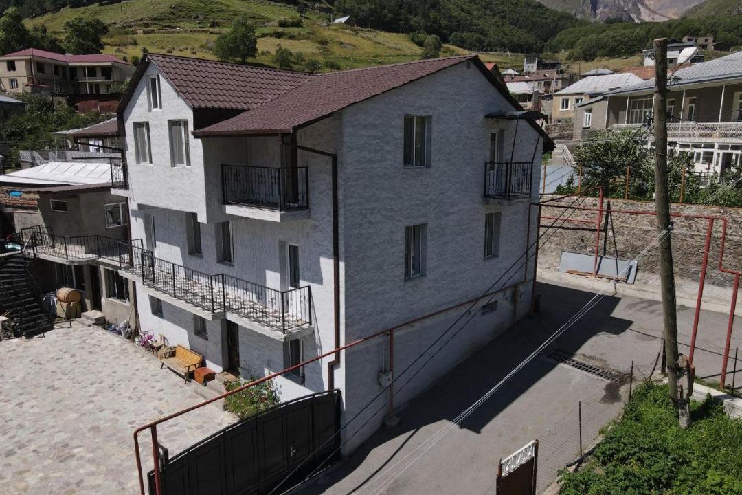 Photo of Others in Stepantsminda