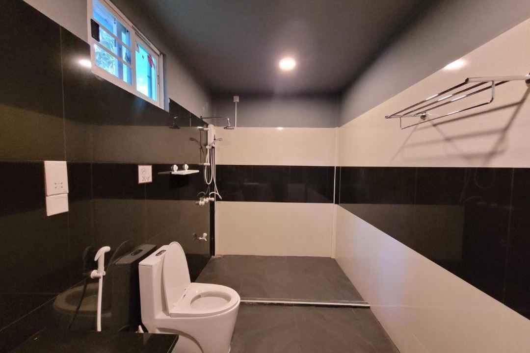 Photo of Bathroom in Thoddoo