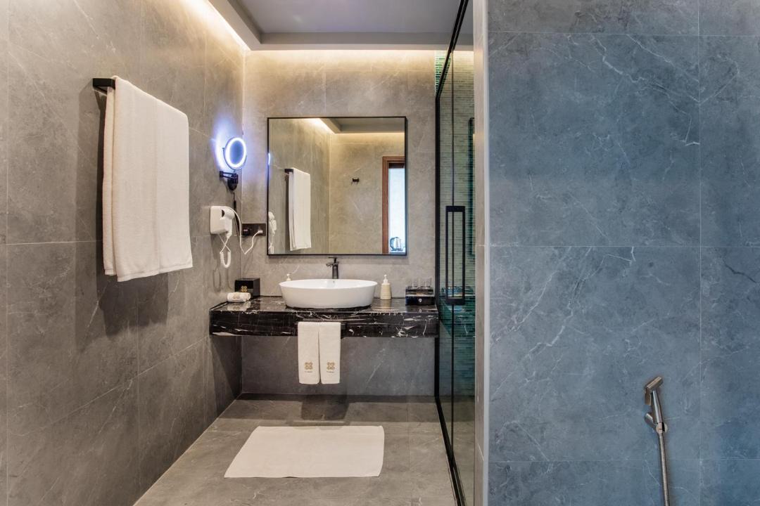 Photo of Bathroom in Thinadhoo