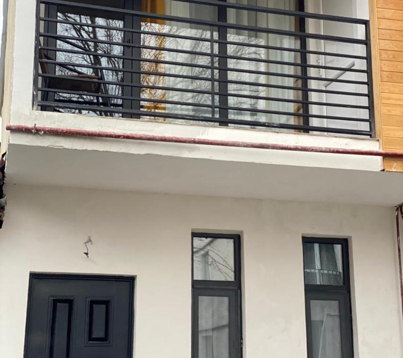 Photo of Buildings in Likani