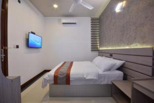 Photo of Bedroom in Ukulhas