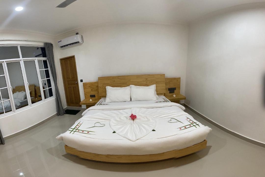 Photo of Bedroom in Rinbudhoo