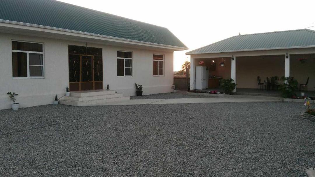 Photo of Buildings in Alakhadzi