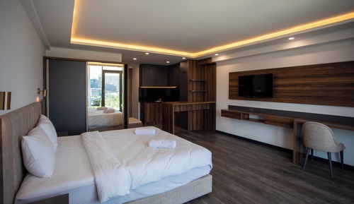Executive Studio
