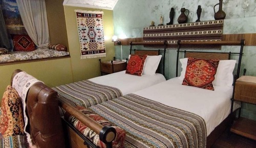 Economy Twin Room