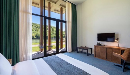 Standard Double Room, Balcony, Lake View