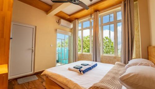 Deluxe Family Suite