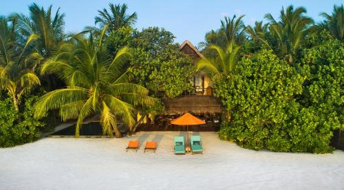 Two Bedroom Sunset Beachfront Suite with Pool