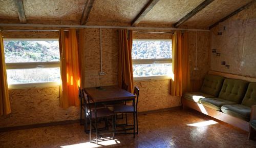 Family Room with Mountain View
