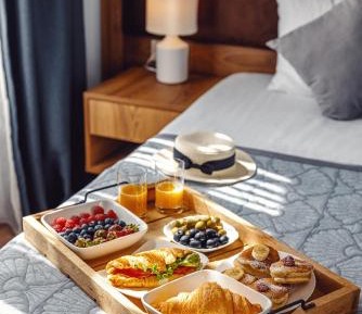 Deluxe Double or Twin Room