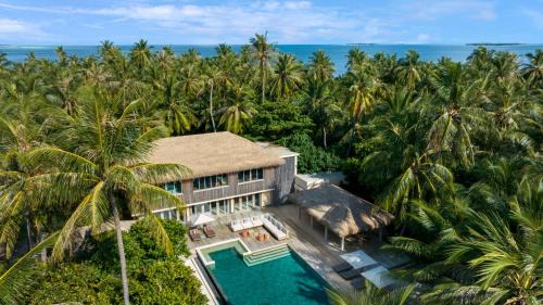 Three-Bedroom Royal Beachfront Residence - Club Benefits