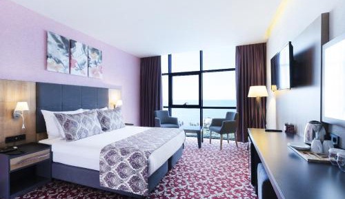 Standard King Room