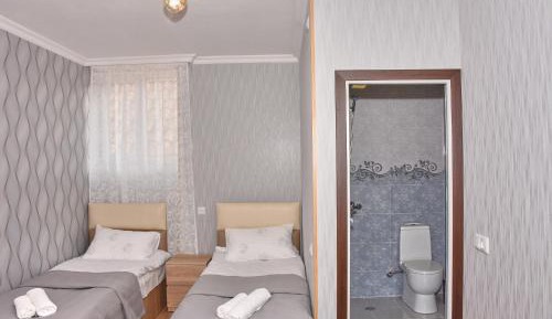 Twin Room with Private Bathroom