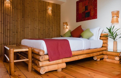 Thinadhoo Hotel | Ecoboo Maldives