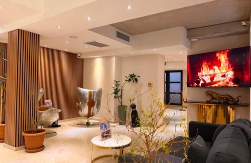 Avlabari Hotel | MIT HOTEL