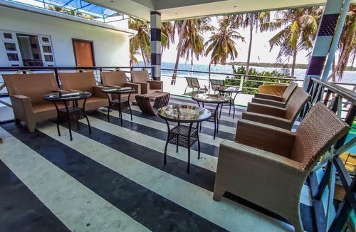 Maalhos Bed & Breakfast | Dhonfulhafi Beach View & Spa