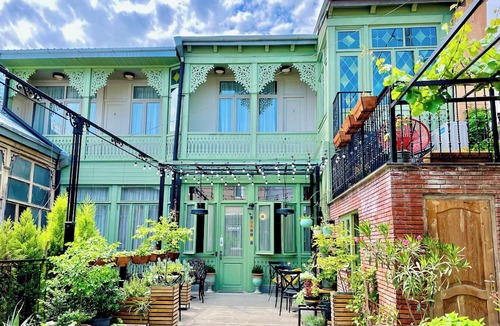 Sololaki Hotel | Art's Hotel Tbilisi