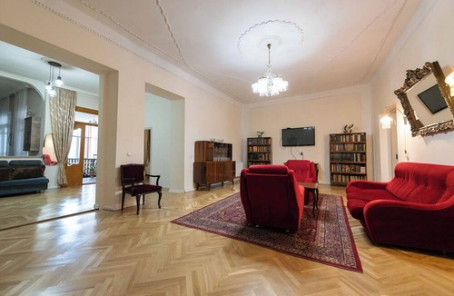 Gori House | Anna's Guest house