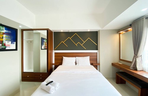 Duren Sawit Apartment | Comfort 1BR at LRT City Jatibening Apartment