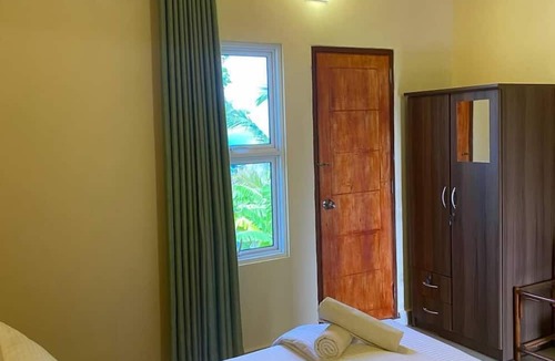 Maamigili House | White Sand Inn
