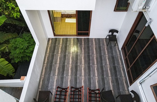Maafushi Hotel | Aquzz Hotel & Spa