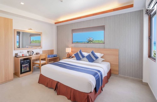 Gulhi Hotel | Ayala Ocean View