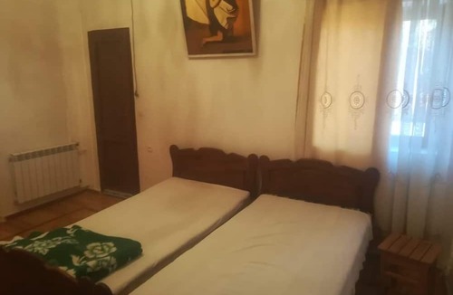 Kutaisi House | Guest House Kharabadze Family