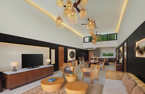 Miriandhoo Island Hotel | The Westin Maldives Miriandhoo Resort