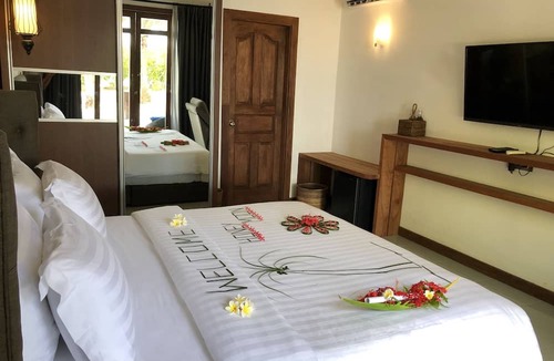 Dhigurah Hotel | Atollkey