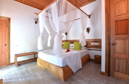 Felidhoo Hotel | Eden BAANI Lodge
