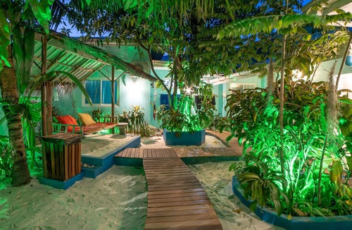 Ukulhas House | SeaLaVie Inn