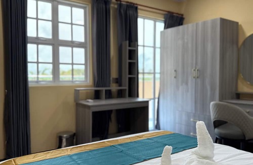 Thimarafushi House | Breeze Haven Surf Retreat