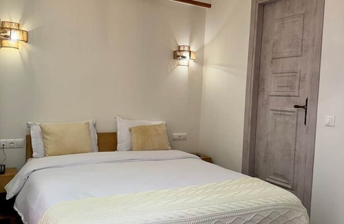 Mtatsminda Hotel | palm tbilisi boutique hotel