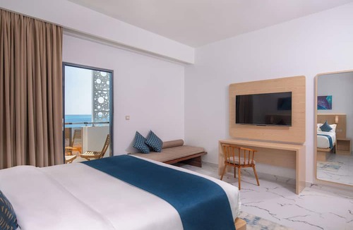 Gulhi Hotel | Arrival Beach and Spa at Gulhi