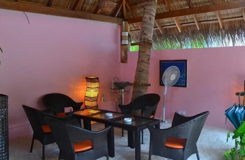 Rasdhoo Hotel | Rasdhoo Coralville