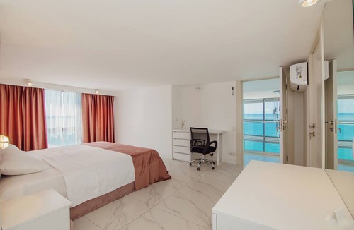 New Boulevard Apartment | Panorama Mountain and Sea view