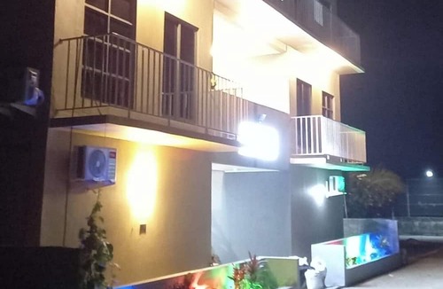 Fiyoari Island House | IRUKA GUESTHOUSE
