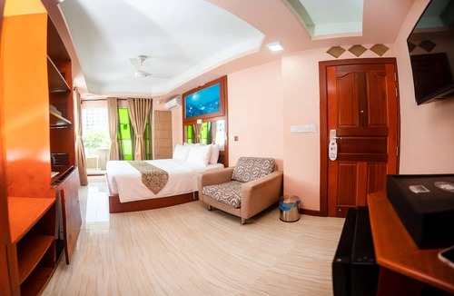 Male House | ZAN LODGE