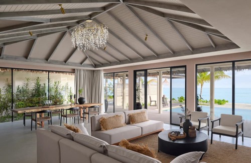 Dhiffushi Resort | Villa Haven Resort Maldives