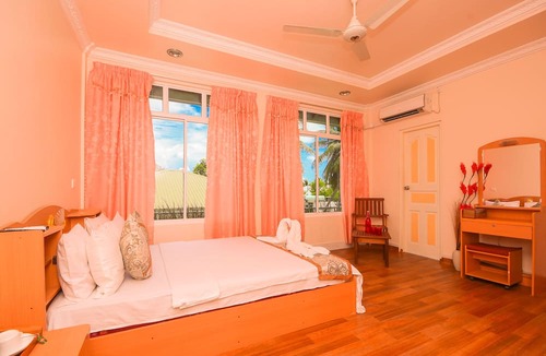 Maamigili House | Koimala Hotel