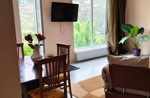 Vake-Saburtalo House | Charming 3-bedroom house with WiFi and AC in wonderful Tbilisi